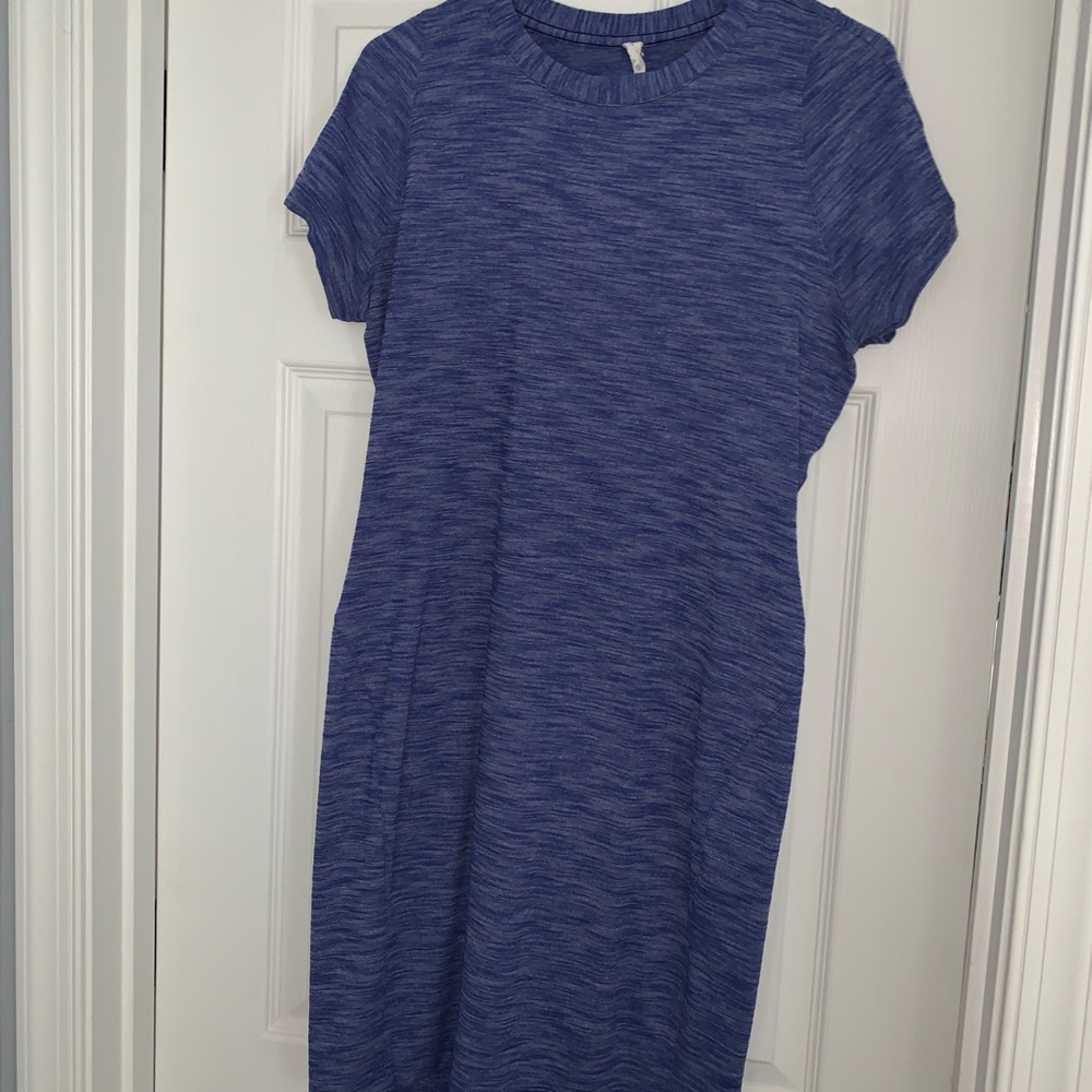 Lululemon dress size 10.